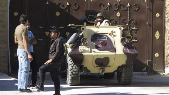 Un veh&iacute;culo del Ej&eacute;rcito egipcio en el Sina&iacute;
