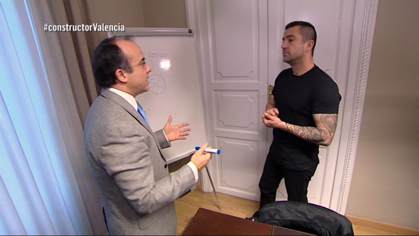 Antonio conoce a un abogado de una v&iacute;ctima con una sentencia contra el constructor