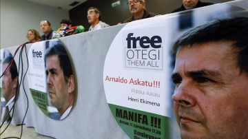 Acto de la iniciativa "Free Otegi Free Them All" en San Sebastián