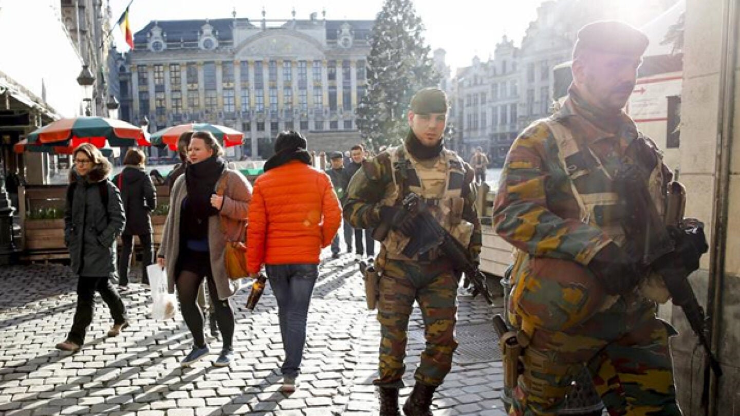 Miembros del Ej&eacute;rcito en Bruselas