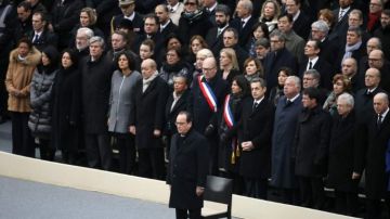 François Hollande, en el homenaje a las víctimas de París