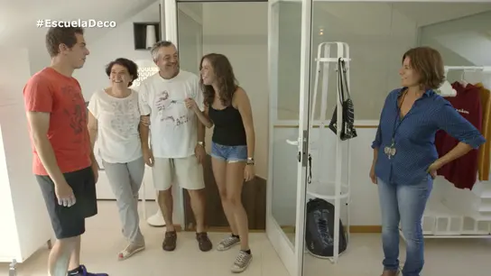 Antonio consigue adaptar su buhardilla para que sea su cuarto Antonio consigue adaptar su buhardilla para que sea su cuarto