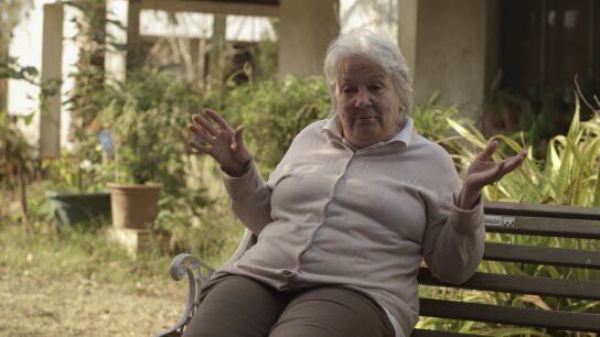 Luc&iacute;a Topolansky