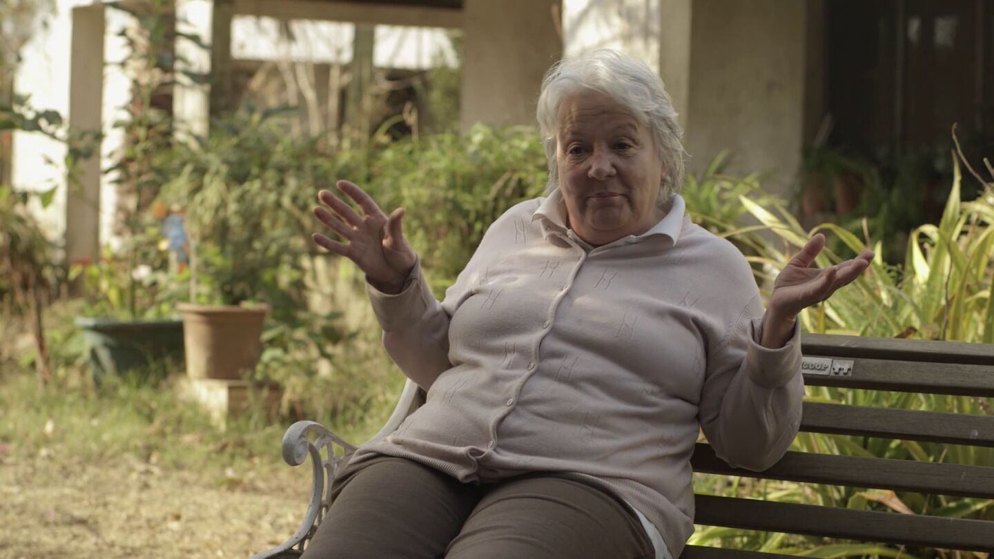 Luc&iacute;a Topolansky