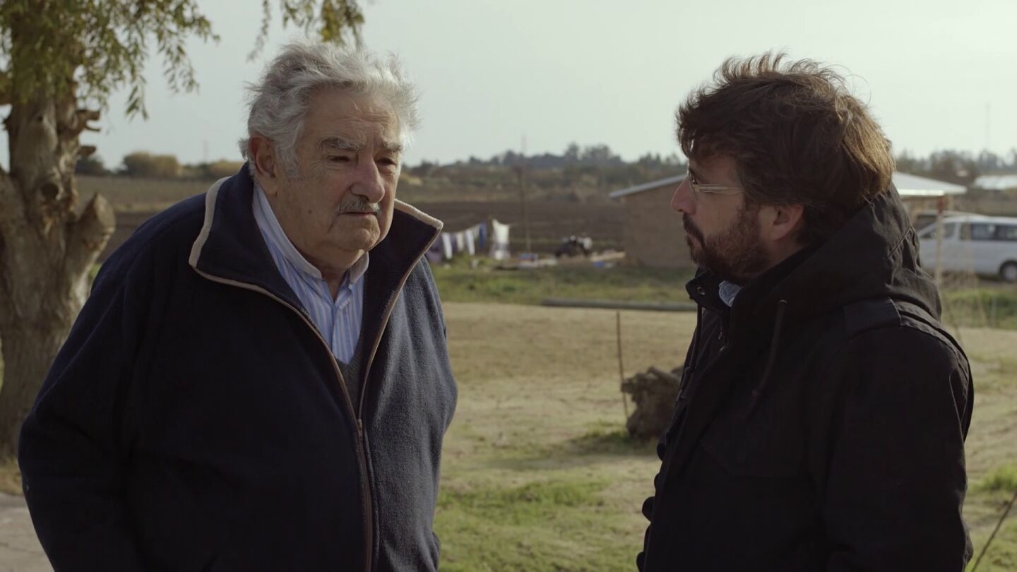 Jos&eacute; Mujica y Jordi &Eacute;vole