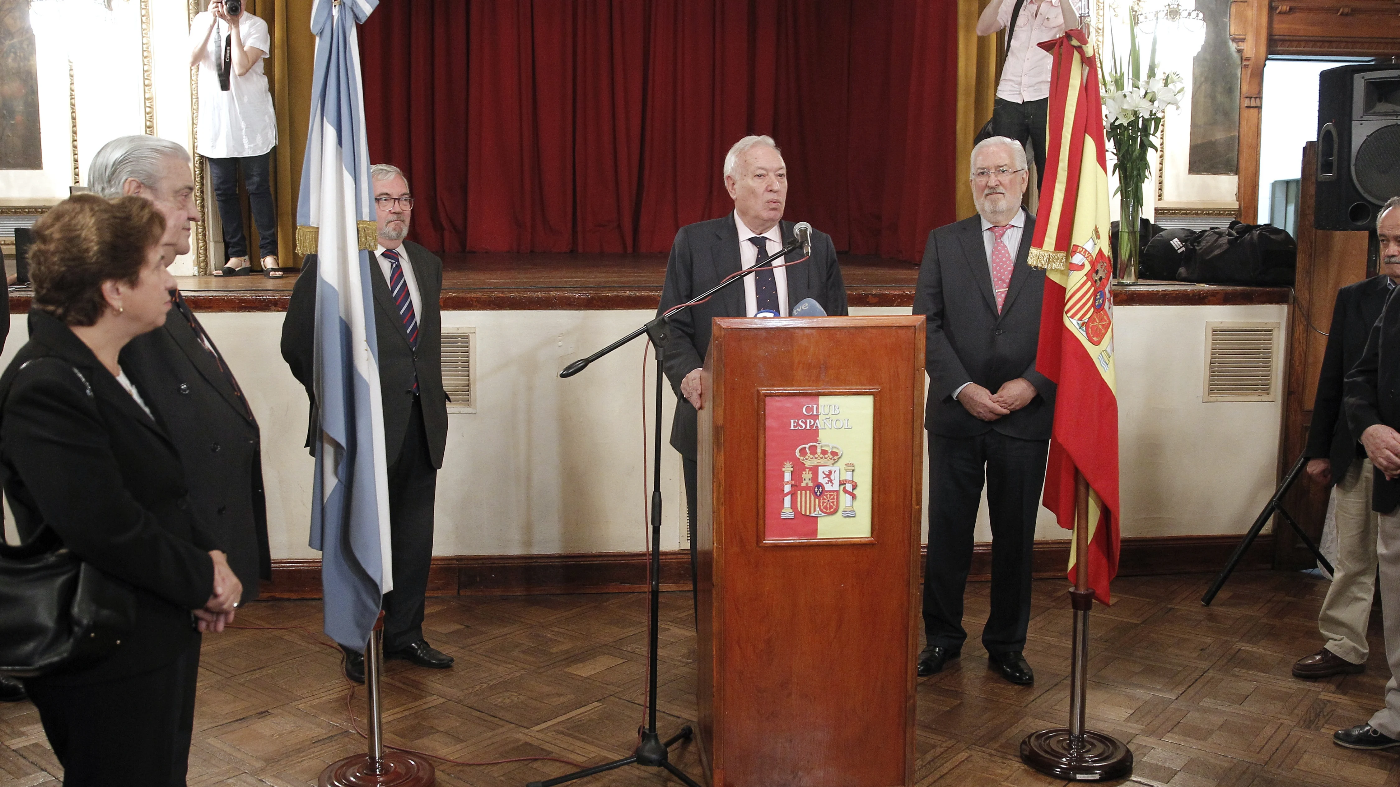 José Manuel García Margallo en la recepción celebrada en Buenos Aires