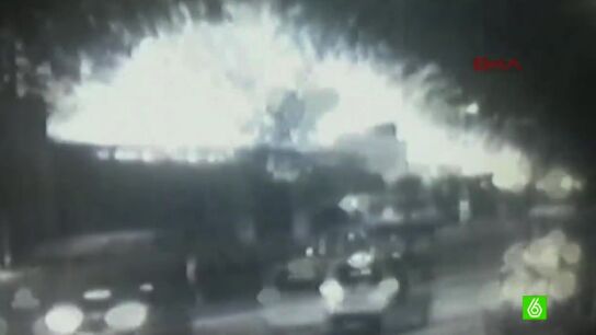 Explosi&oacute;n en Estambul