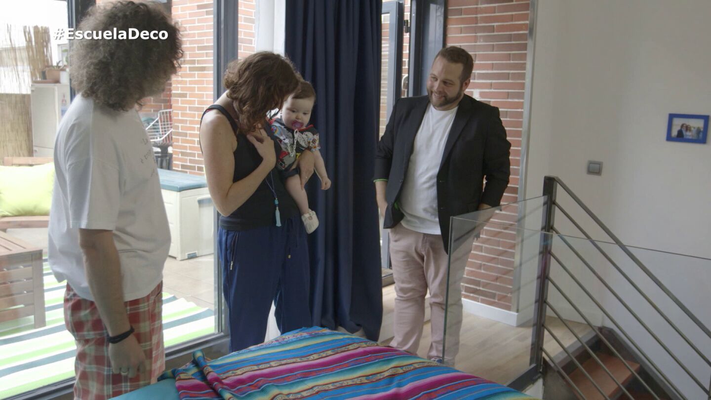 Ver&oacute;nica ve por primera vez su nuevo dormitorio