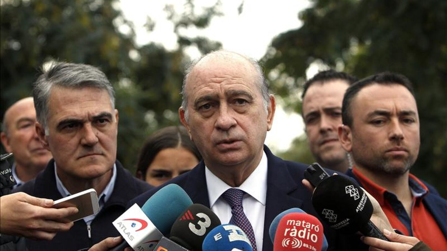 Jorge Fern&aacute;ndez D&iacute;az en un acto de campa&ntilde;a