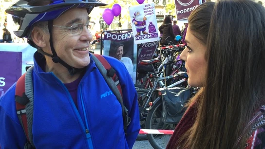 Lorena Baeza en un acto de apoyo de Podemos Lorena Baeza en un acto de apoyo de Podemos