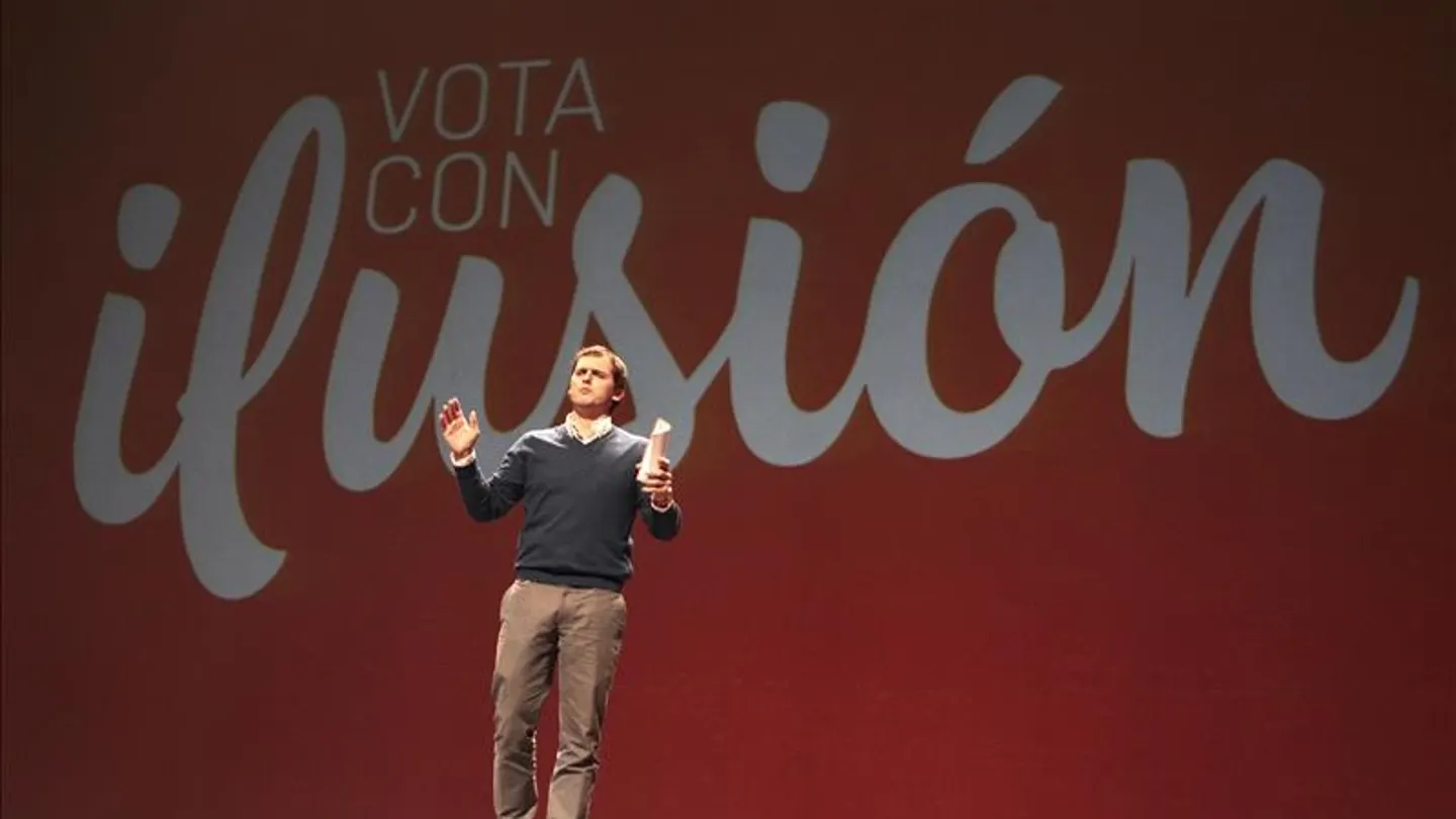 Albert Rivera: "No me comprometo a que gobierne la lista más votada" Albert Rivera: "No me comprometo a que gobierne la lista más votada"
