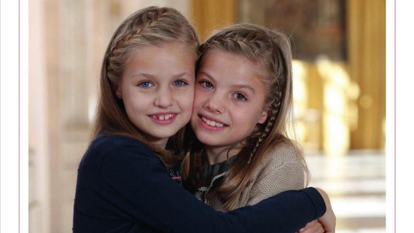 Leonor y Sof&iacute;a en la felicitaci&oacute;n navide&ntilde;a de la Casa Real