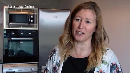 Felisa conoce su cocina nueva Felisa conoce su cocina nueva