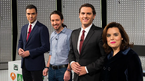 Los participantes del debate del 7D