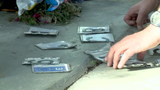 Los agentes de Comandancias encuentran matrículas cortadas Los agentes de Comandancias encuentran matrículas cortadas