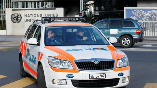 Coche de la Policía suiza  Coche de la Policía suiza
