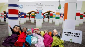 Activistas de ONG en la Cumbre del Clima