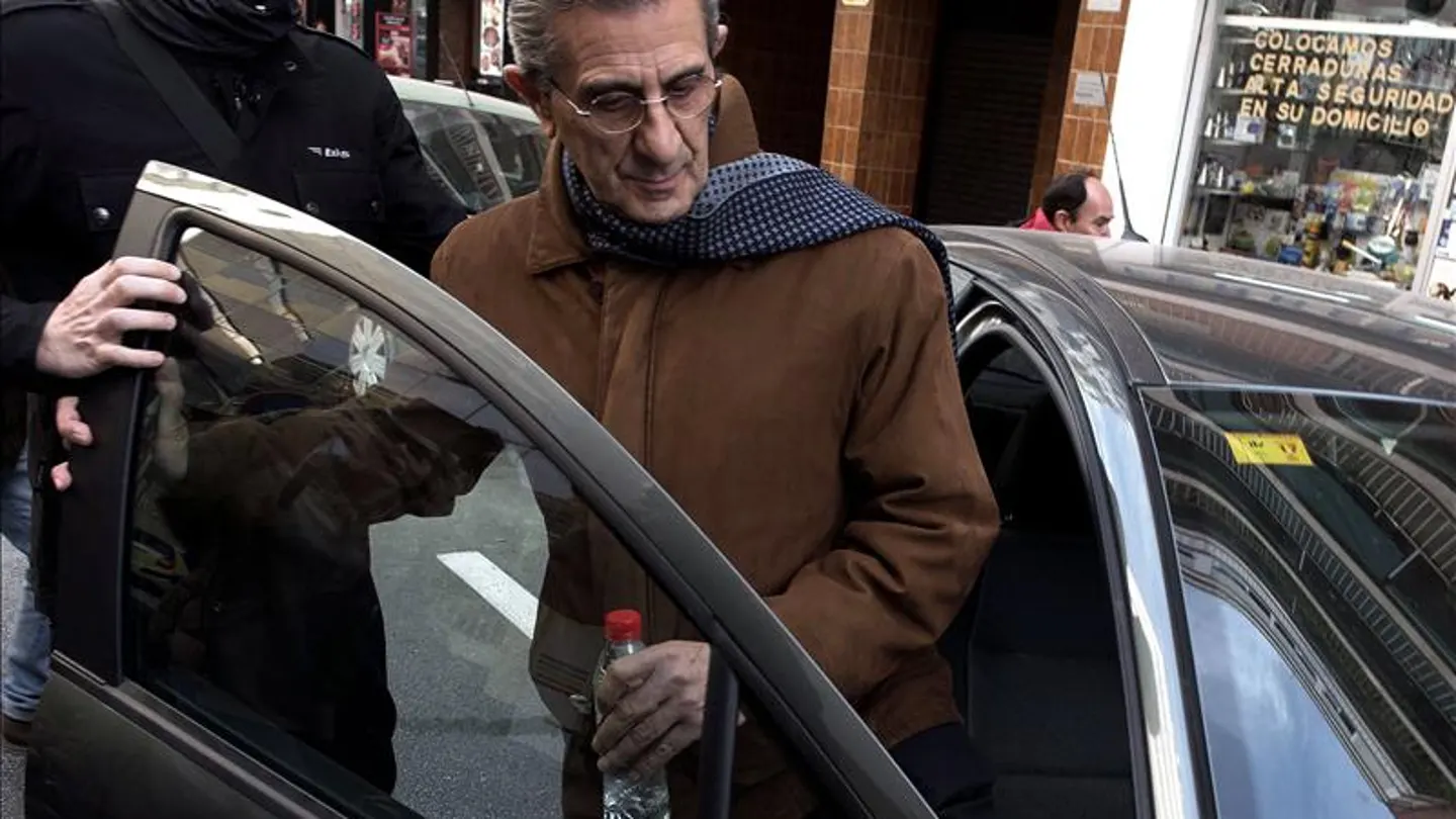 El padre Román El padre Román