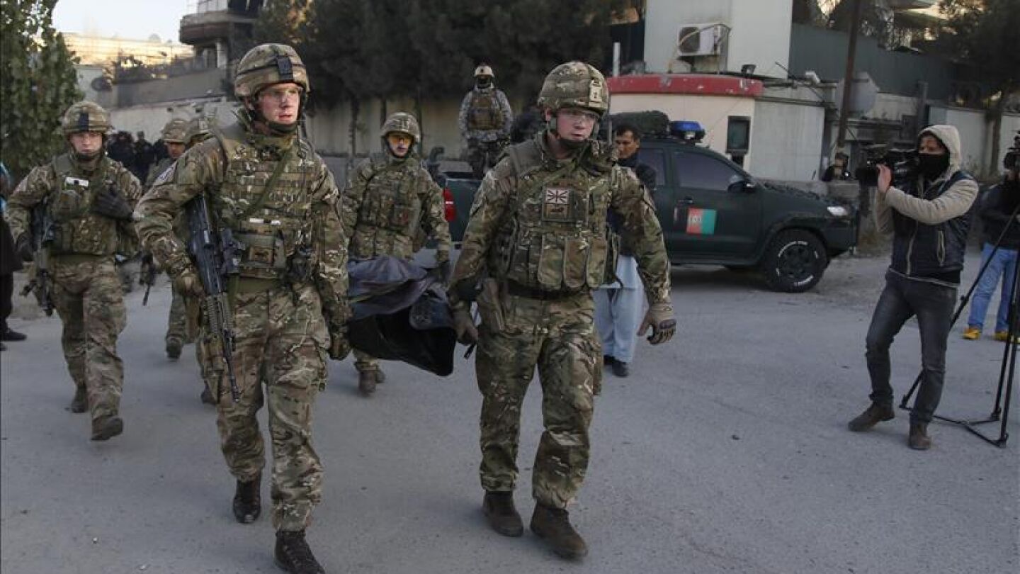Soldados brit&aacute;nicos en el ataque de Kabul