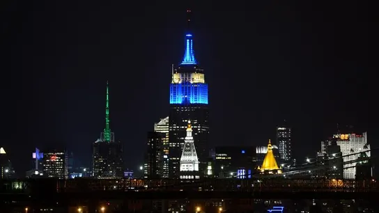 El Empire State se tiñe de azul por el centenario del nacimiento de Frank Sinatra El Empire State se tiñe de azul por el centenario del nacimiento de Frank Sinatra