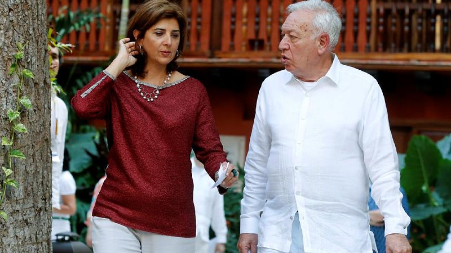 El ministro de Asuntos Exteriores, Jos&eacute; Manuel Garc&iacute;a-Margallo y la canciller colombiana Mar&iacute;a &Aacute;ngela Holgu&iacute;n