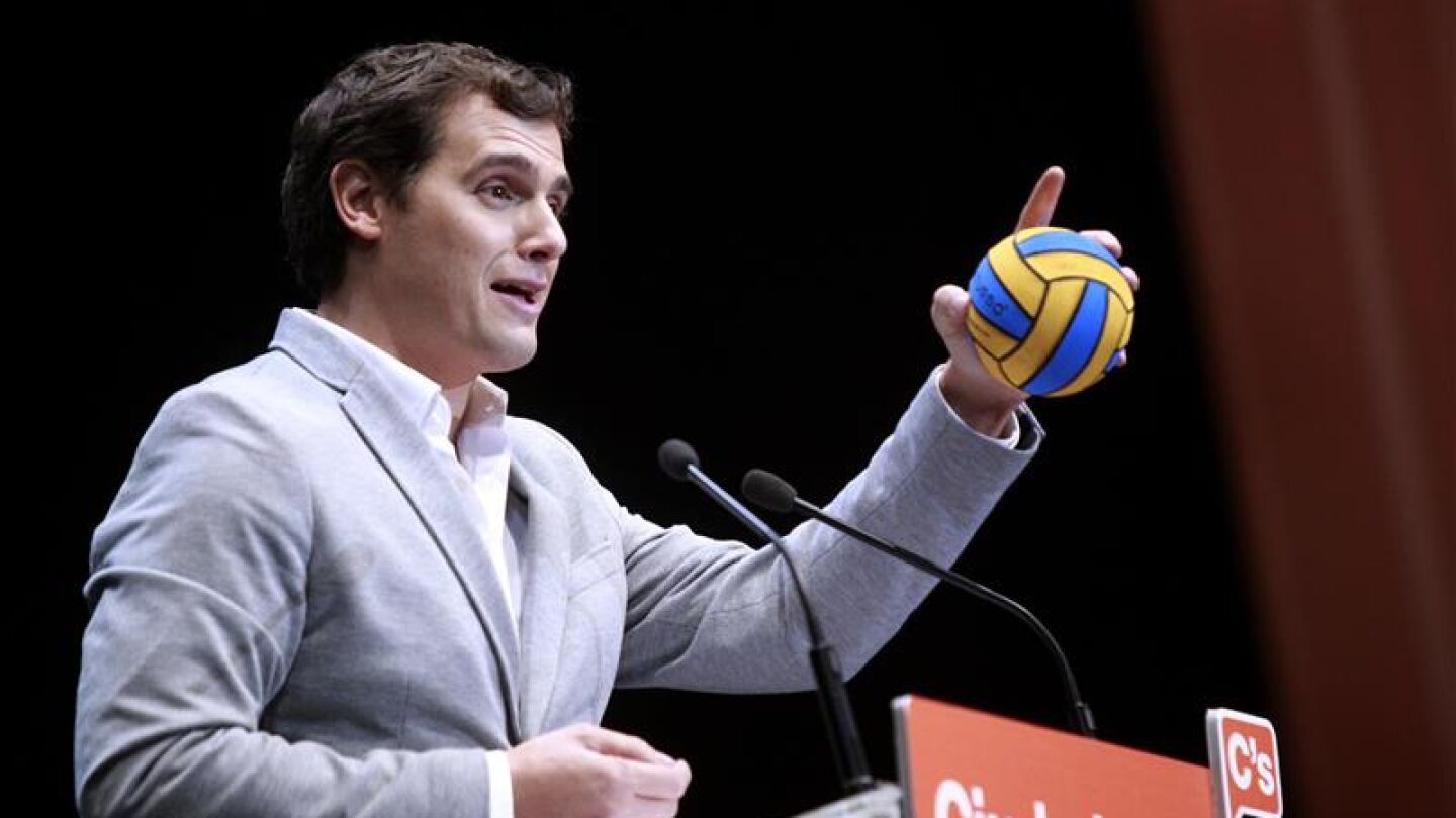 Albert Rivera durante el acto central de la campa&ntilde;a electoral de su formaci&oacute;n