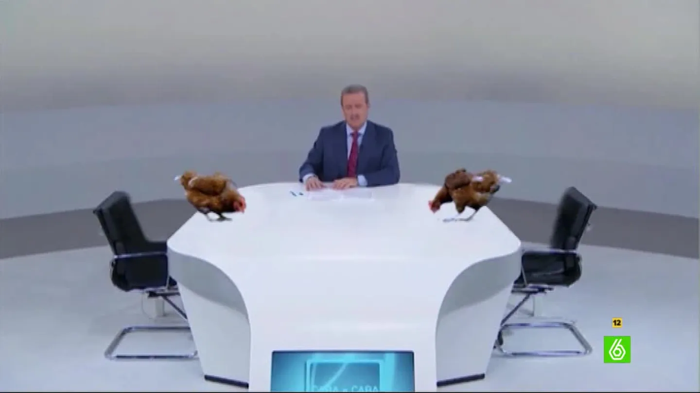 Campo Vidal modera el cara a cara entre gallinas Campo Vidal modera el cara a cara entre gallinas