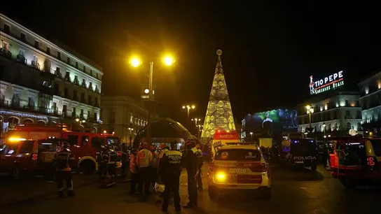 Efectivos del cuerpo de bomberos, de la policía de Madrid y los servicios de emergencias Efectivos del cuerpo de bomberos, de la policía de Madrid y los servicios de emergencias