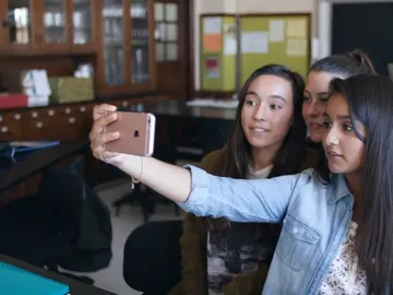 El iPhone 6S de color rosa oro El iPhone 6S de color rosa oro