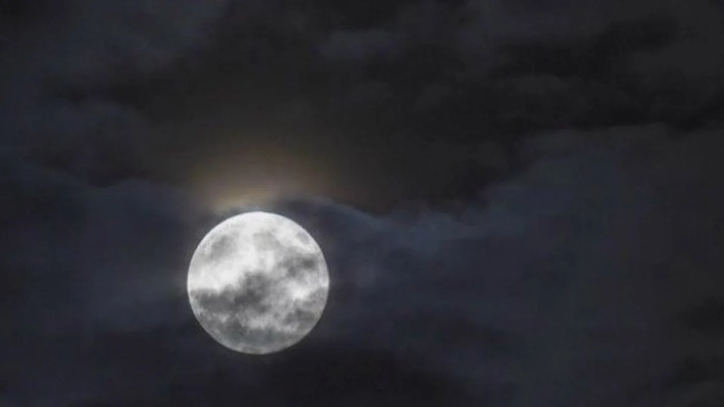 Imagen de una Luna llena Imagen de una Luna llena