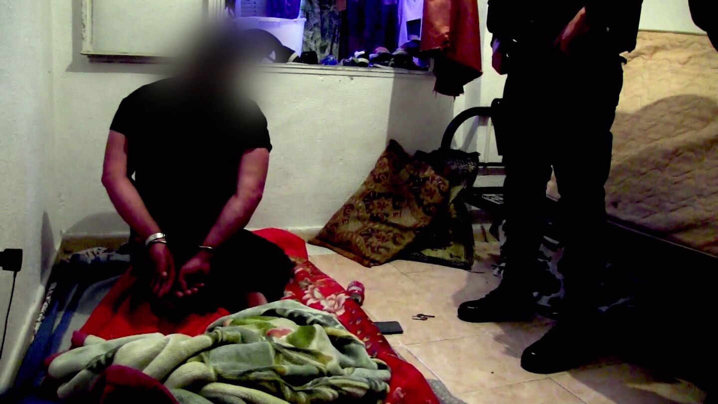 Los agentes act&uacute;an en Almer&iacute;a contra una organizaci&oacute;n criminal