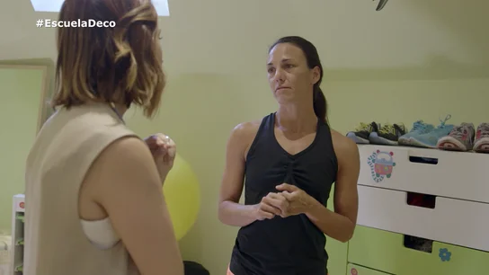 Isabel hace vídeos desde su buhardilla y quiere reformarla Isabel hace vídeos desde su buhardilla y quiere reformarla