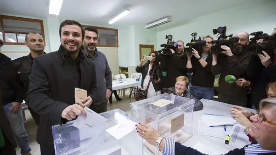 Alberto Garzón vota en el 20D Alberto Garzón vota en el 20D