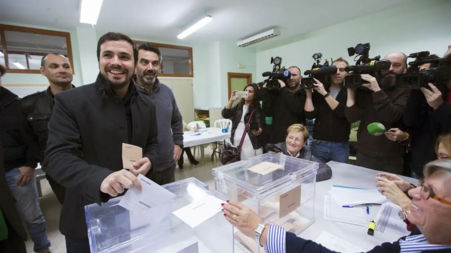 Alberto Garzón vota en el 20D Alberto Garzón vota en el 20D