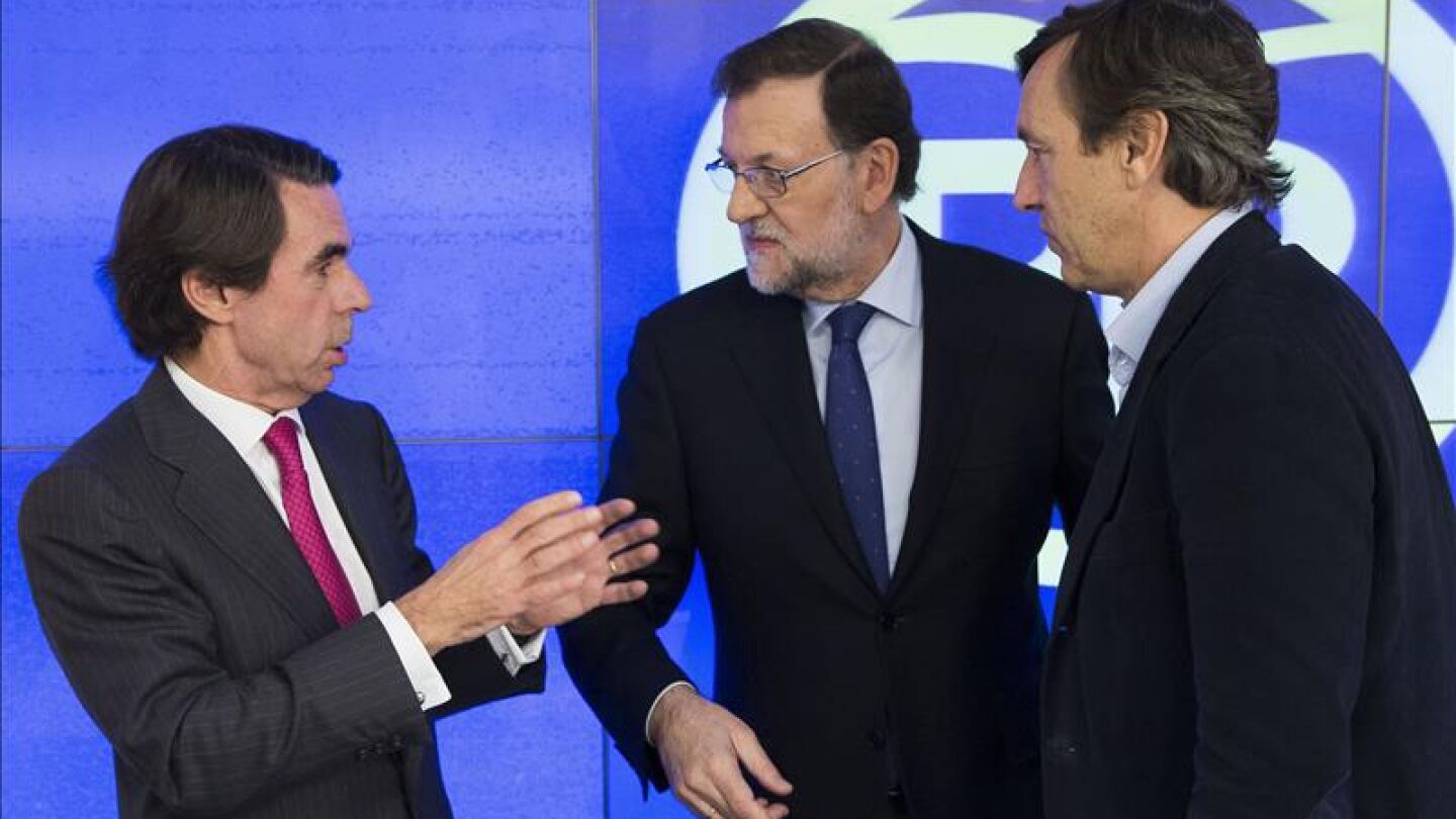 Mariano Rajoy y Jos&eacute; Mar&iacute;a Aznar