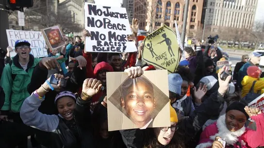 http:www.lasexta.com/temas/noticias/pedro-sanchez-1.html Manifestantes protestan een Cleveland, Ohio (EEUU), tras la muerte de Tamir E. Rice http:www.lasexta.com/temas/noticias/pedro-sanchez-1.html Manifestantes protestan een Cleveland, Ohio (EEUU), tras la muerte de Tamir E. Rice