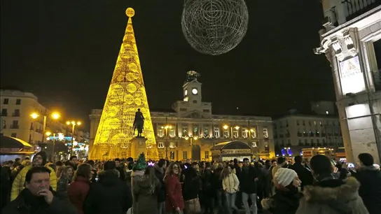 Imagen de archivo de la celebración de las preuvas en la Puerta del Sol Imagen de archivo de la celebración de las preuvas en la Puerta del Sol