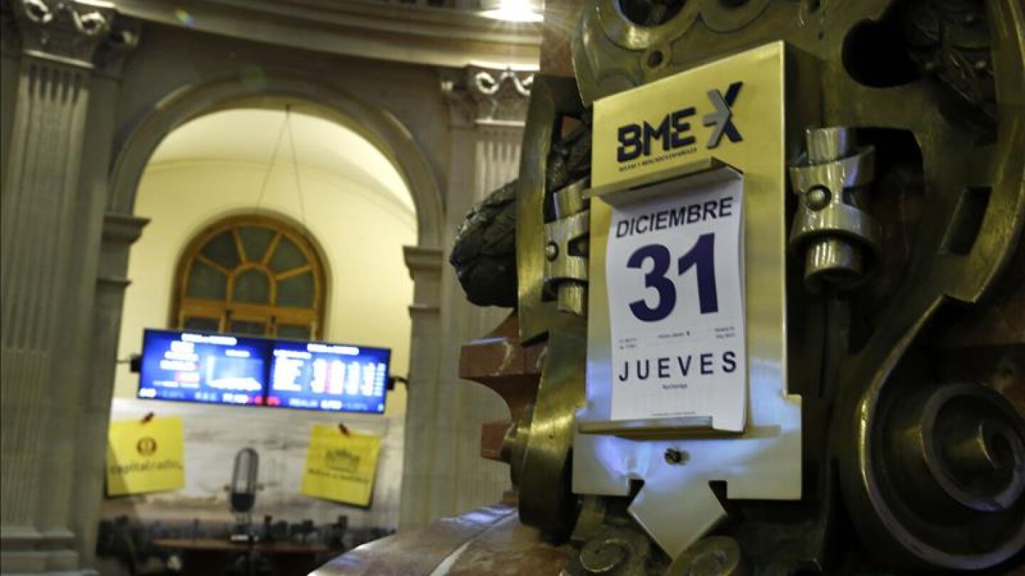 Un calendario con fecha de 31 de diciembre de 2015