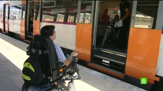 Cristian consigue que le pongan una rampa en el tren a través de Change.org Cristian consigue que le pongan una rampa en el tren a través de Change.org