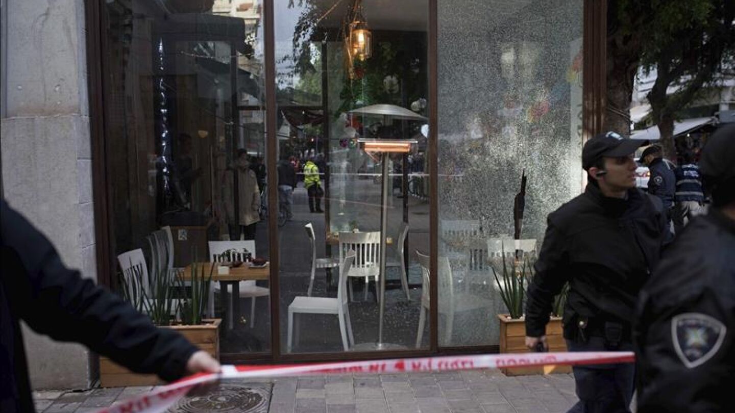 Sigue la b&uacute;squeda del sospechoso del ataque a un local en Tel Aviv