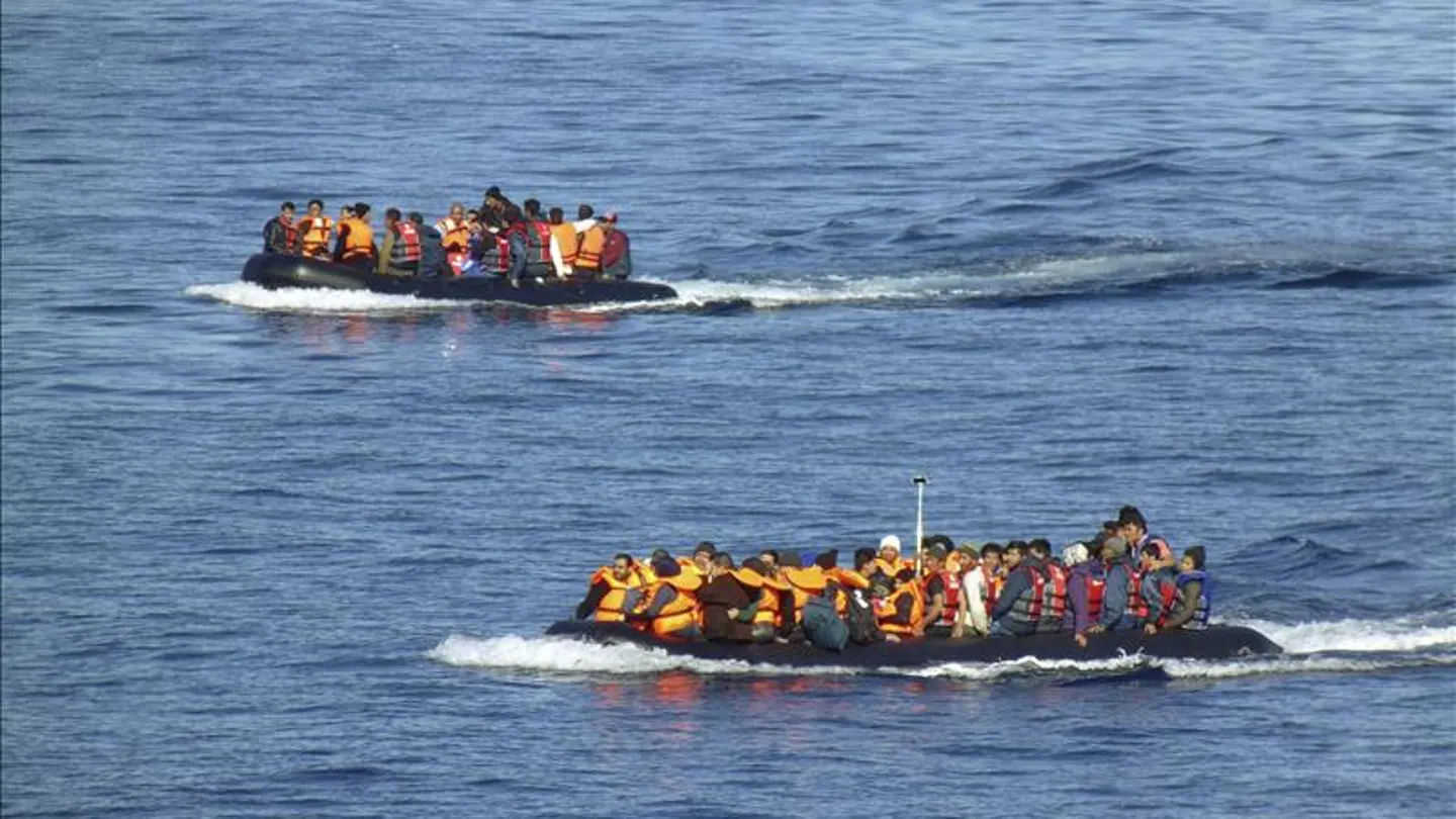 Llegada de refugiados a las costas griegas Llegada de refugiados a las costas griegas