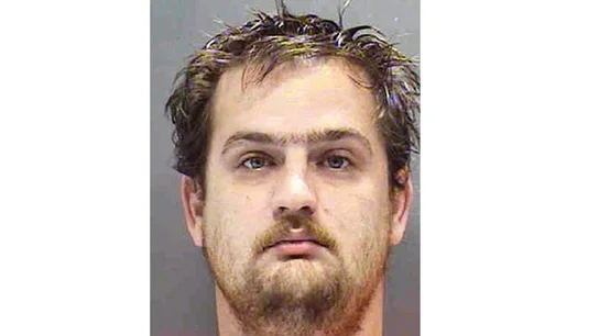 James Dearman, acusado de homicidio imprudente por la muerte de su hijo James Dearman, acusado de homicidio imprudente por la muerte de su hijo