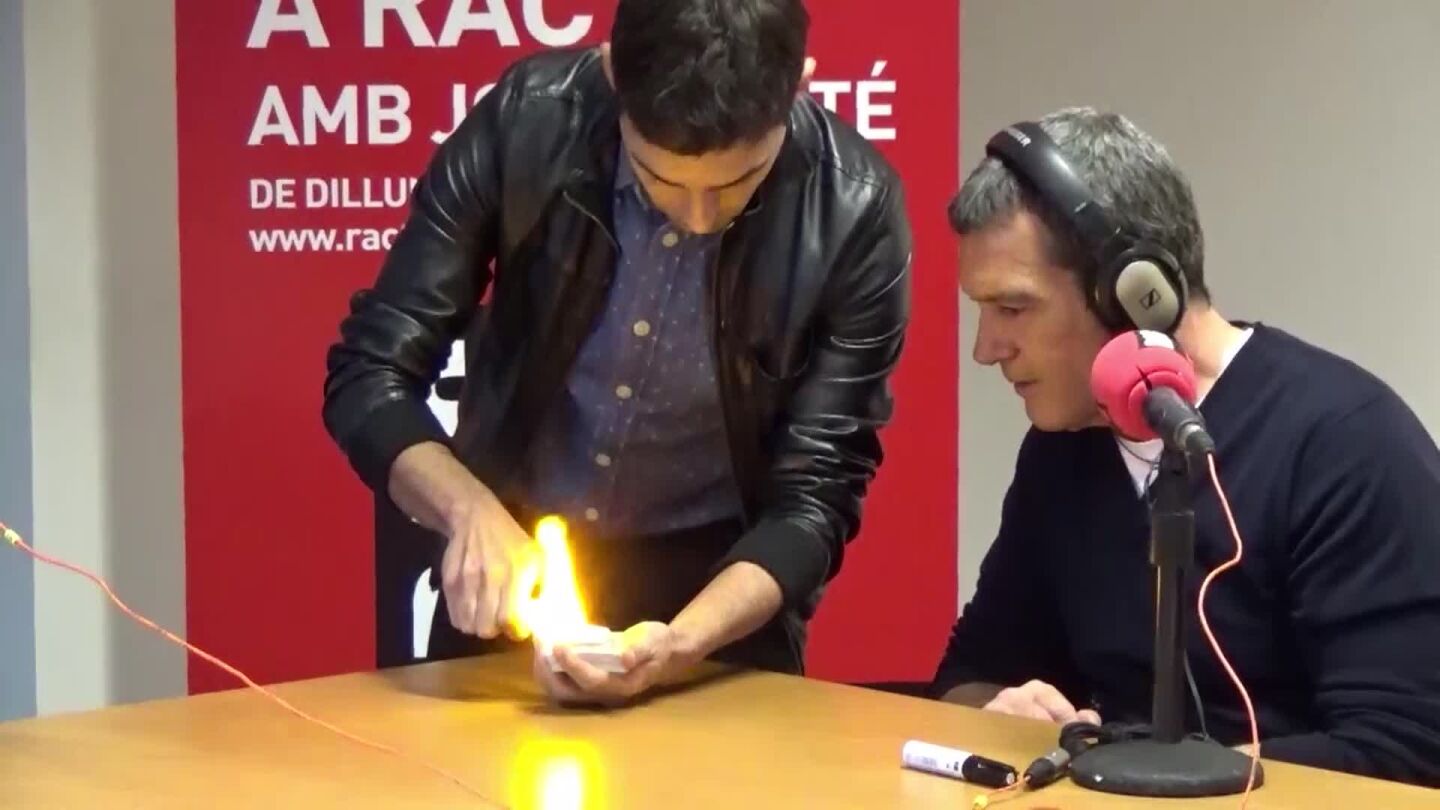 Antonio Banderas con El Mago Pop, en La Gran Ilusi&oacute;n