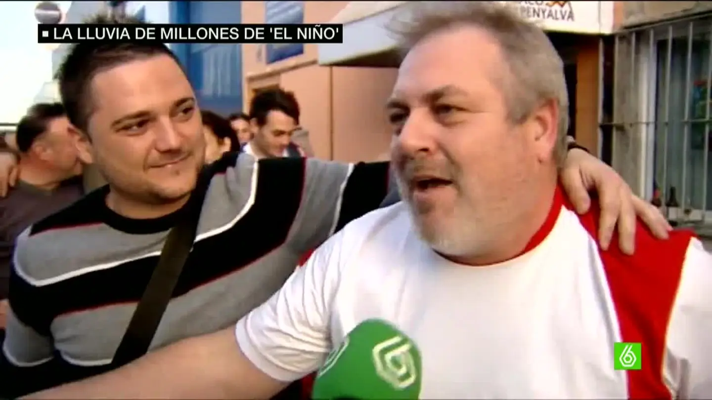 Uno de los premiados con el sorteo de 'El Niño' Uno de los premiados con el sorteo de 'El Niño'