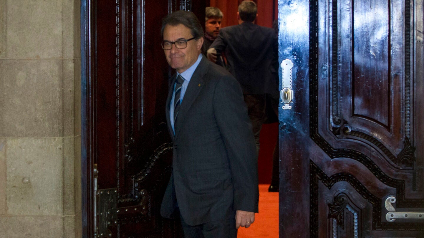  El presidente de la Generalitat en funciones, Artur Mas, al finalizar la reuni&oacute;n