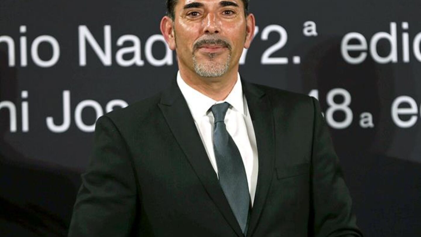 V&iacute;ctor del &Aacute;rbol, con el Premio nadal