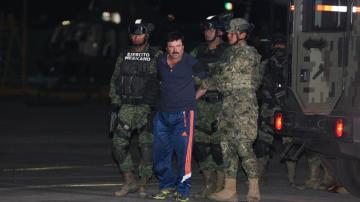 Traslado de el Chapo Guzmán de regreso al penal del que se fugó