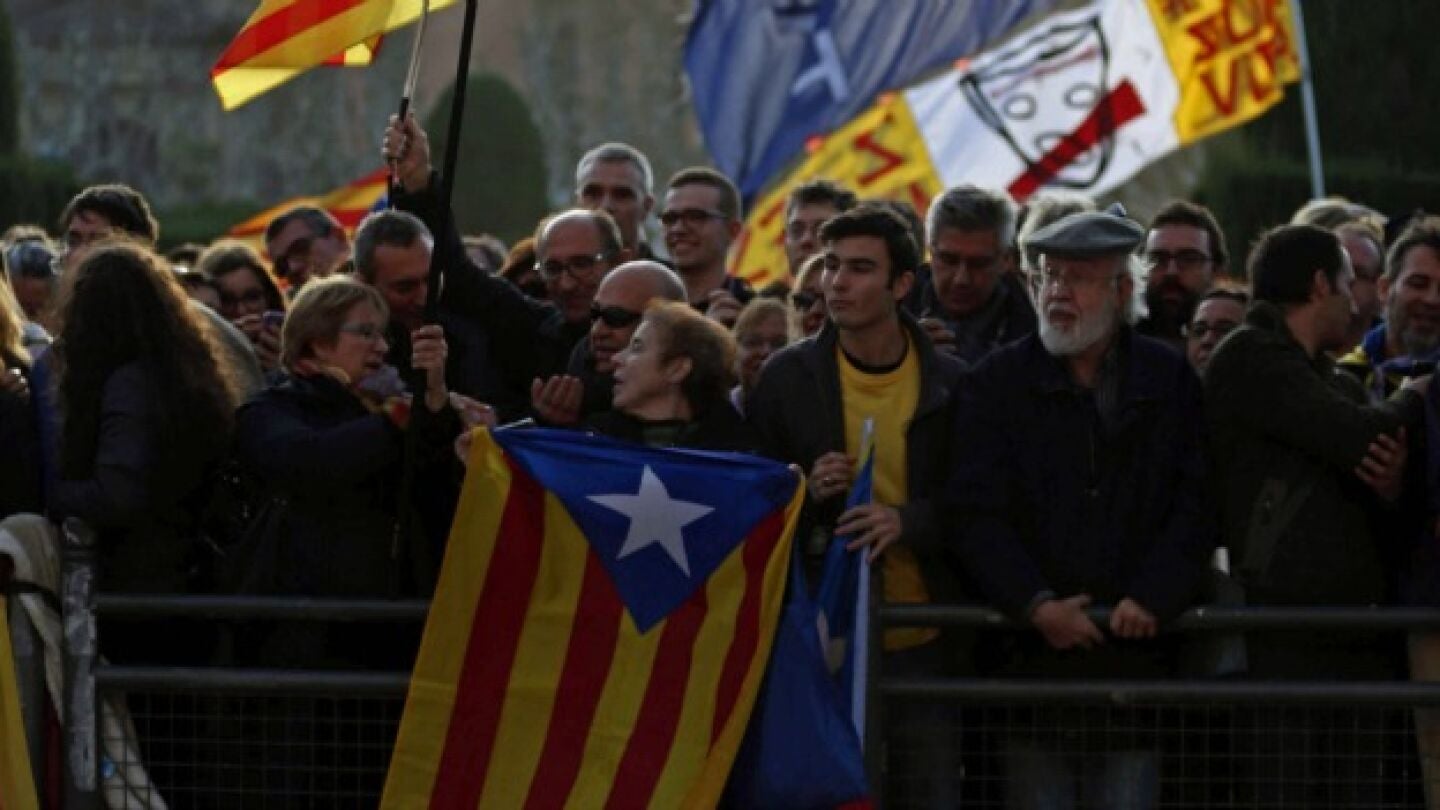 Manifestantes independentistas ante el Parlament