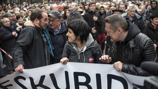 Manifestaci&oacute;n a favor del acercamiento de los presos de ETA a l Pa&iacute;s Vasco