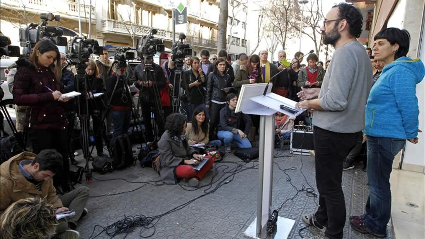 La dirección de la CUP ratifica el acuerdo con Junts pel Sí La dirección de la CUP ratifica el acuerdo con Junts pel Sí